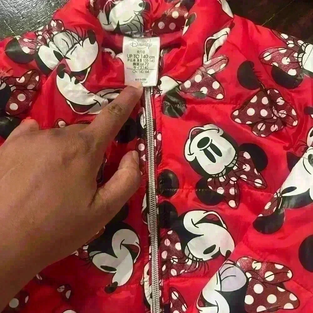 Disney Jacket is brand new 9/10 - Picture 2 of 3